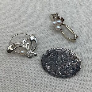 Vintage Sterling Silver Little lapel brooches
